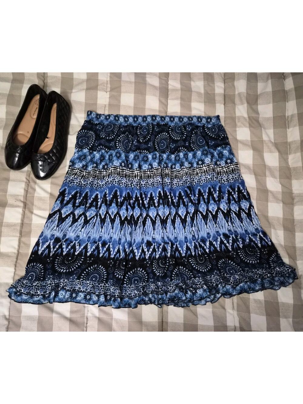 Size 1X Dressbarn Women's Blue Pattern Fit & Flare Skirt Ruffles Elastic Waist